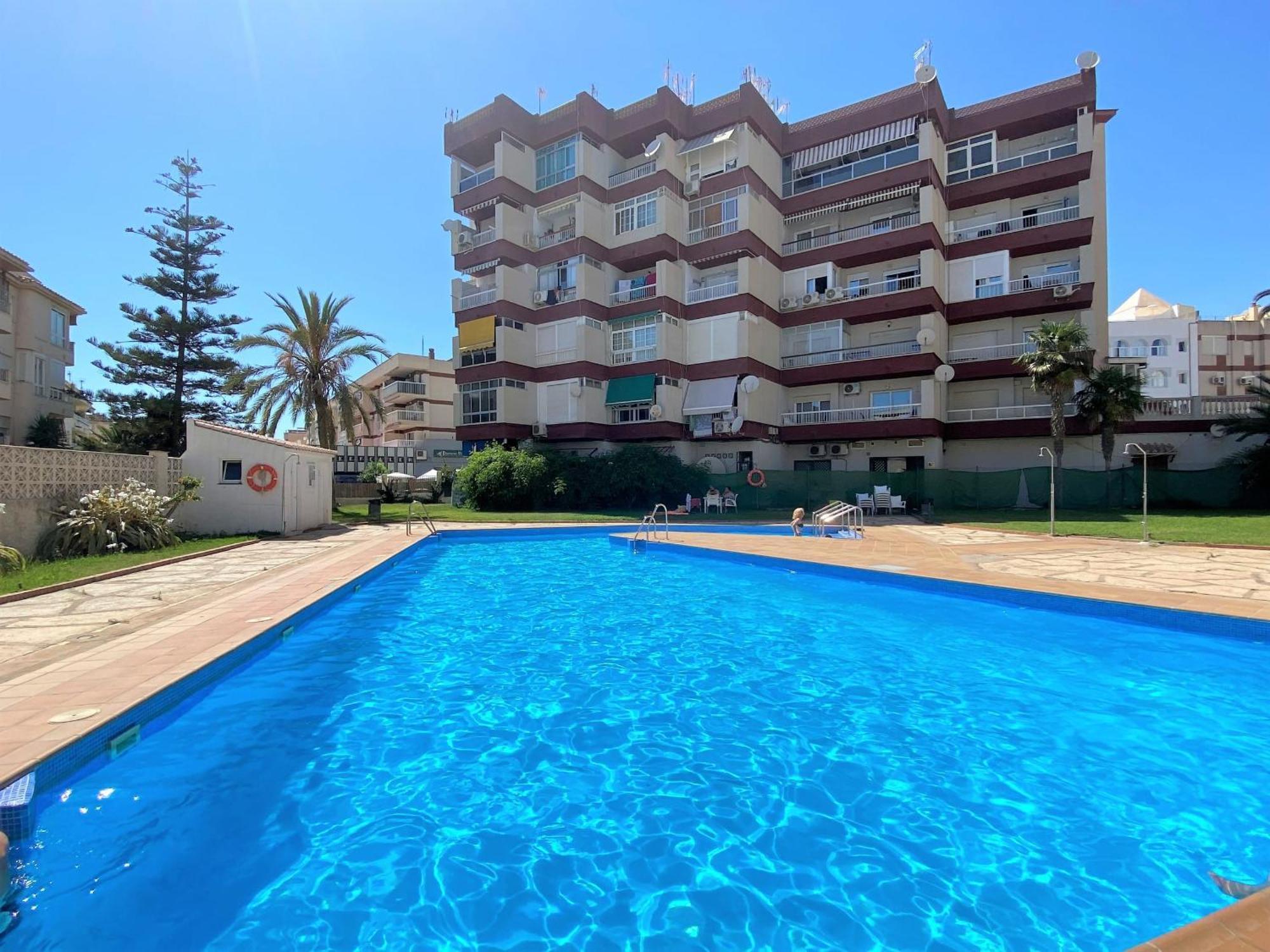 Shr056 Estudio Con Piscina Y Cerca De La Playa Nerja